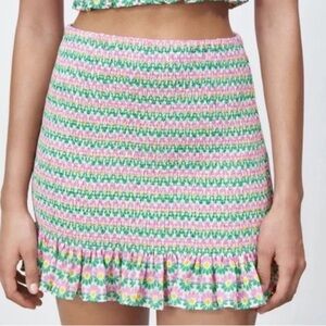ZARA SMOCKED FLORAL MINI SKIRT GREEN PINK SMALL